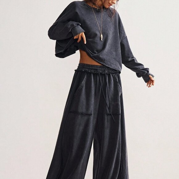 Black Casual Women's Washed Knit Long Sleeve Loose Backless Sweatshirt & pants - Picture 4 of 8